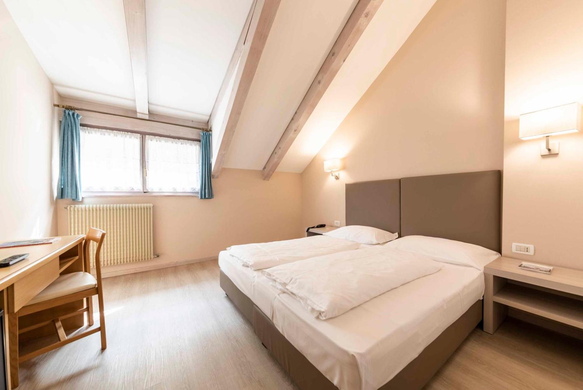 Werth * Bolzano